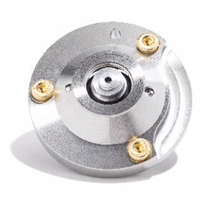 Extraction-Omega lens assembly